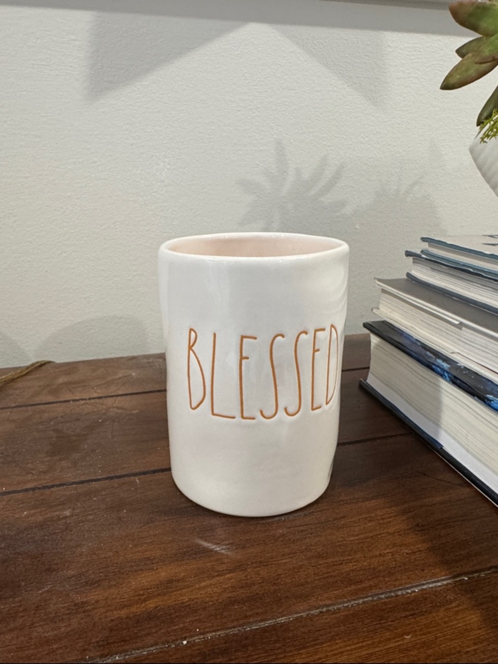 NWT RAE DUNN White Pumpkin Scented Candle